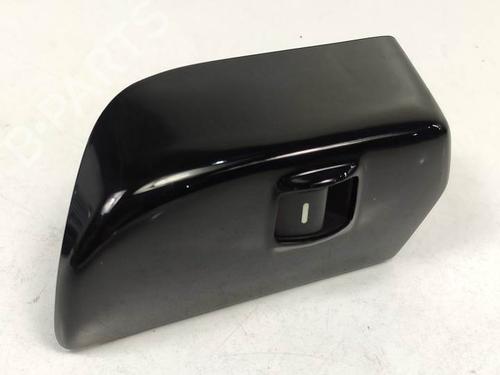 Used Right rear window switch LAND ROVER RANGE ROVER III (L322) 3.0 D 4x4 (177 hp) 10111641