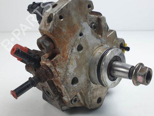Used Injection pump KIA SORENTO I (JC) 2.5 CRDi 4WD (140 hp) 25706959
