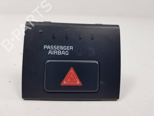 warning-switch-kia-rio-iii-ub-2011-2012-2013-2014-2015-2016-2017-35973347 main image