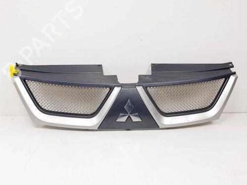Used Grille MITSUBISHI OUTLANDER II (CW_W) 2.2 DI-D 4WD (156 hp) 15938902