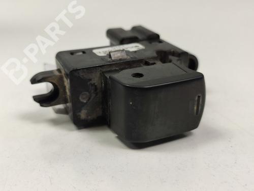 Used Right rear window switch Right rear window switch NISSAN NAVARA NP300 (D40) 2.5 dCi (174 hp) 9761613 9761613