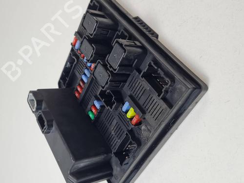 fuse-box-renault-koleos-i-hy_-2008-26879477 main image