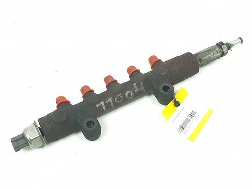Used Injection rail Injection rail FORD TRANSIT Van (FA_ _) [2006-2014] 16879804 16879804