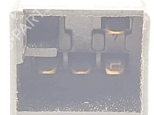 Right front window switch VW GOLF IV (1J1)  | BP17648967I26 