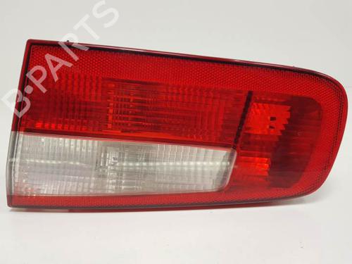 Højre baklys, luke RENAULT LAGUNA II (BG0/1_) 1.9 dCi (BG08, BG0G) (120 hp) 8376047