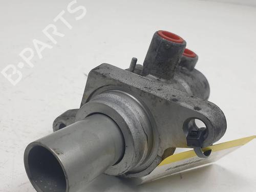 Used Brake master cylinder Brake master cylinder LAND ROVER RANGE ROVER EVOQUE (L538) 2.0 D (150 hp) 34511716 34511716