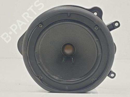 radio-audi-a4-b6-avant-8e5-19-tdi-8e0035411a-altavoz-2000-2001-2002-2003-2004-2005-13695363 main image