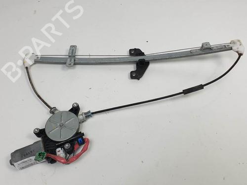 Used Rear right window mechanism Rear right window mechanism HONDA CR-V II (RD_) 2.0 (RD5) (150 hp) 6851336 6851336