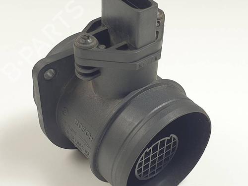 Used Mass air flow sensor Mass air flow sensor VW GOLF V Variant (1K5) 1.9 TDI (105 hp) 29989930 29989930