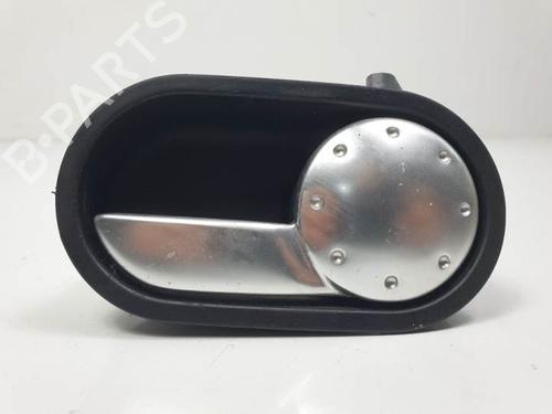 Høyre foran invendig håndtak AUDI TT (8N3) 1.8 T quattro (224 hp) 12375776