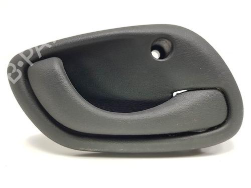 Used Front right interior door handle Front right interior door handle OPEL AGILA A (H00) 1.0 (F68) (60 hp) 8406501 8406501