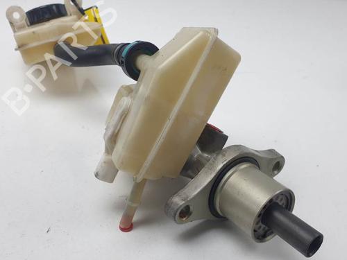 Used Brake master cylinder FORD FOCUS II (DA_, HCP, DP) 2.0 TDCi (136 hp) 24585732