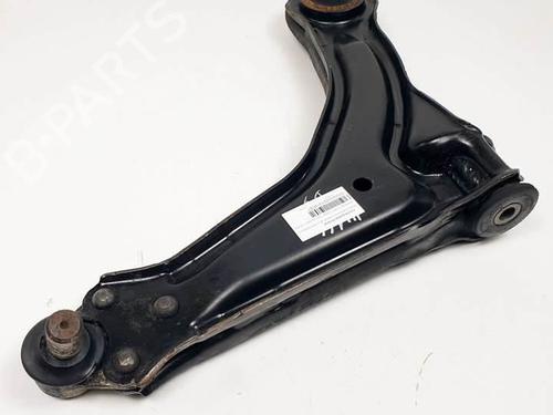 Used Right front suspension arm Right front suspension arm MERCEDES-BENZ V-CLASS (638/2) V 230 TD (638.274) (98 hp) 25295509 25295509