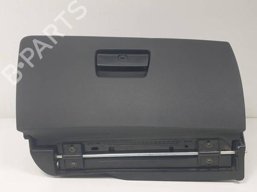 Guantera Guantera BMW 3 (E90) 320 i (150 hp) 34643827 34643827