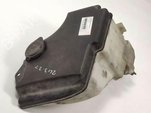 Used Windscreen washer tank BMW 3 (E46) 320 d (150 hp) 9673490