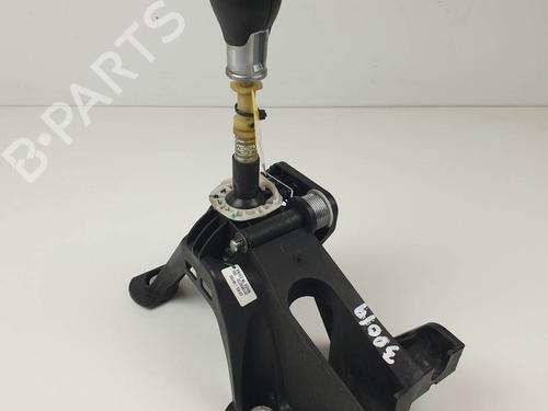 Used Gear lever Gear lever MAZDA CX-30 (DM) SKYACTIV-G M Hybrid (122 hp) 24969648 24969648