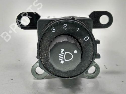 Used Switch Switch 8697732 8697732