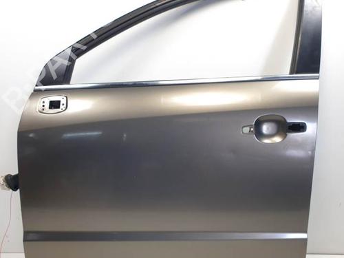 Used Left front door OPEL ANTARA A (L07) 3.2 V6 (227 hp) 28069035