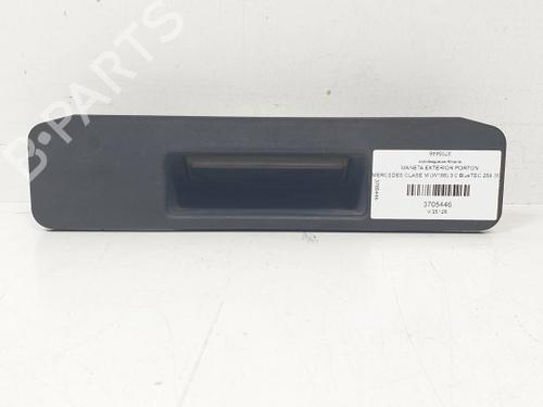 Used Tailgate handle Tailgate handle MERCEDES-BENZ M-CLASS (W166) ML 350 BlueTEC 4-matic (166.024, 166.023) (258 hp) 40441847 40441847