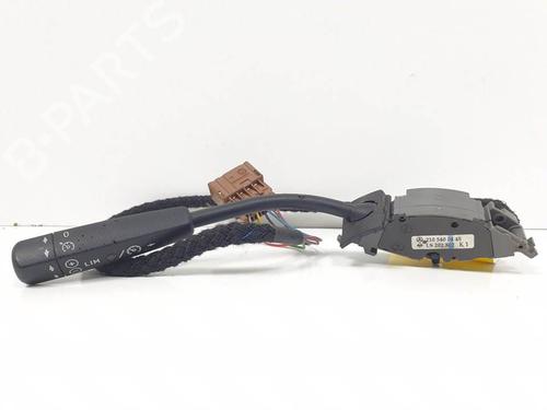 Used Steering wheel controls Steering wheel controls MERCEDES-BENZ SLK (R170) 200 (170.435) (136 hp) 16456435 16456435