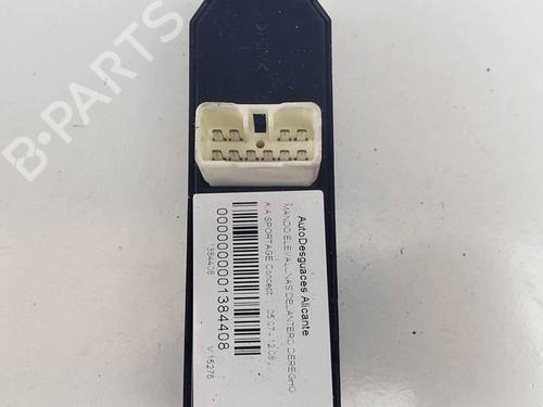 Right front window switch KIA SPORTAGE II (JE_, KM_) 2.0 CRDi | BP24932869I26 