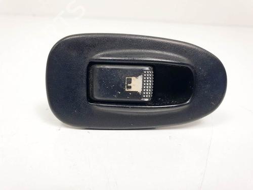 Used Right front window switch Right front window switch KIA SHUMA II (FB) 1.6 (101 hp) 15402327 15402327