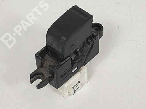 left-rear-window-switch-nissan-x-trail-i-t30-22-dci-2001-2002-2003-2004-2005-2006-2007-2008-2009-2010-2011-2012-2013-6931283 main image