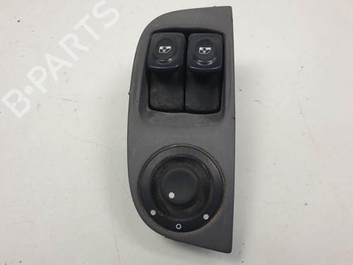 Used Left front window switch Left front window switch RENAULT MEGANE I (BA0/1_) 1.6 e (BA0F, BA0S) (90 hp) 10322847 10322847