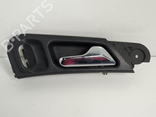 Used Rear right interior door handle Rear right interior door handle MERCEDES-BENZ C-CLASS T-Model (S203) C 220 CDI (203.208) (150 hp) 6858870 6858870