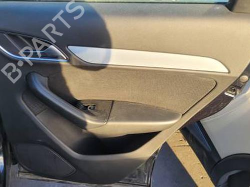 Sikringsdåse AUDI Q3 (8UB, 8UG) 2.0 TDI | BP30608466E1