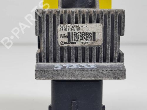 Used Electronic module PEUGEOT EXPERT Van (VF3A_, VF3U_, VF3X_) 1.6 HDi 90 8V (90 hp) 30313372