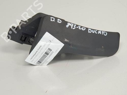 Used Front right interior door handle Front right interior door handle FIAT DUCATO Van (250_) 100 Multijet 2,2 D (100 hp) 6891947 6891947