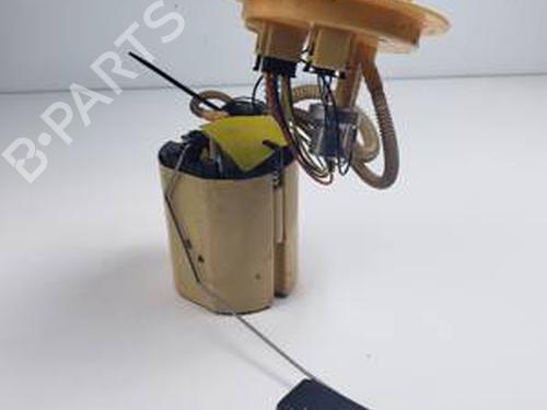 Used Fuel pump AUDI A4 B8 (8K2) 2.0 TDI (143 hp) 30655107