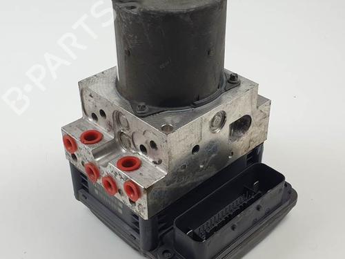 Used ABS pump MERCEDES-BENZ CLS (C219) CLS 320 CDI (219.322) (224 hp) 28060799