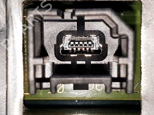 Display monitor INFINITI Q30 2.2 D | BP18018560C48 - Image 6