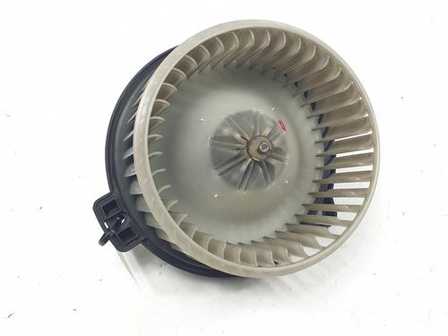 heater-blower-motor-toyota-corolla-_e12_-2001-2002-2003-2004-2005-2006-2007-2008-29820433 main image