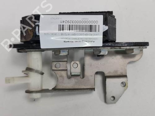 Tailgate lock LAND ROVER DISCOVERY III (L319) 2.7 TD 4x4 | BP7249464C101 