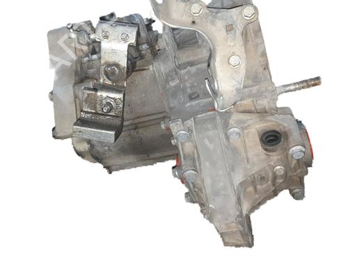 Gearbox FORD KA (RU8) 1.3 TDCi | BP37756206M3 - Image 2