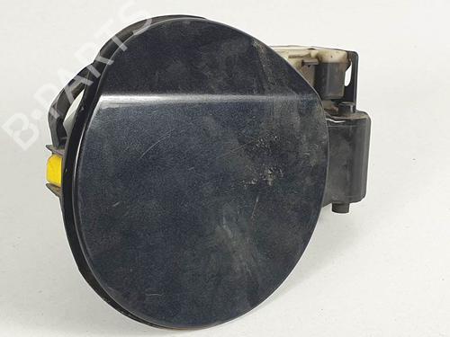 fuel-flap-chevrolet-cruze-j300-20-cdi-95950301-13501151-00806670-2009-12369994 main image