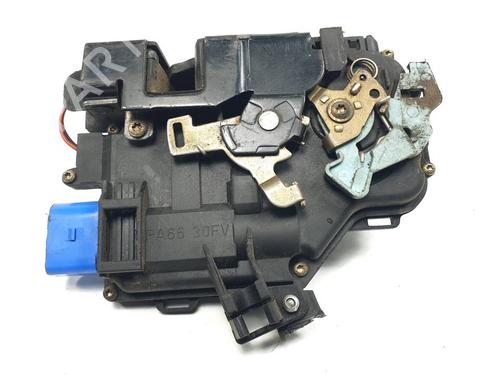 Türschloss links vorne VW TOUAREG (7LA, 7L6, 7L7) 2.5 R5 TDI | BP29820452C98 