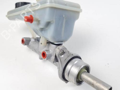 Used Brake master cylinder RENAULT TRAFIC II Van (FL) 2.0 dCi 115 (FL01, FL0U) (114 hp) 25611882