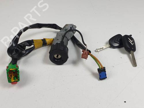 Used Electronic module CITROËN C3 Pluriel (HB_) 1.4 (75 hp) 28448173