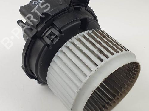 Used Heater blower motor Heater blower motor RENAULT CAPTUR II (HF_) TCe 100 (HFMT) (101 hp) 27667994 27667994