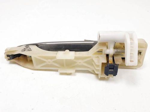 Rear right exterior door handle KIA CARENS III MPV (UN) 1.6 CRDi 128 | BP17165802C130 