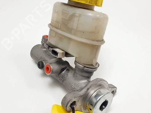 Used Brake master cylinder NISSAN PICK UP (D22) [1997-2025]  9097450