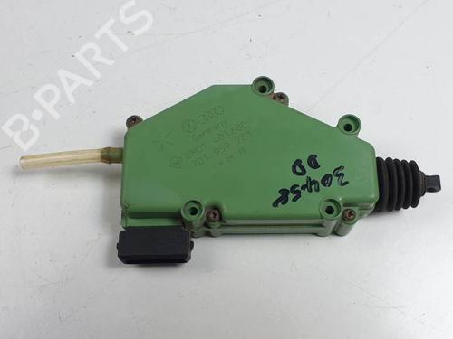 Elektronisk modul VW TRANSPORTER T4 Bus (70B, 70C, 7DB, 7DK, 70J, 70K, 7DC, 7DJ) 2.5 TDI (102 hp) 28388679