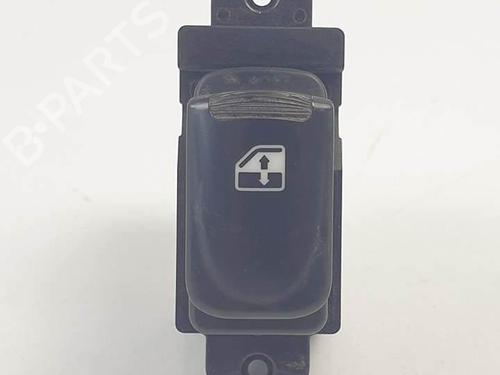 Used Right front window switch HYUNDAI ACCENT III Saloon (MC) 1.4 GL (97 hp) 20510540