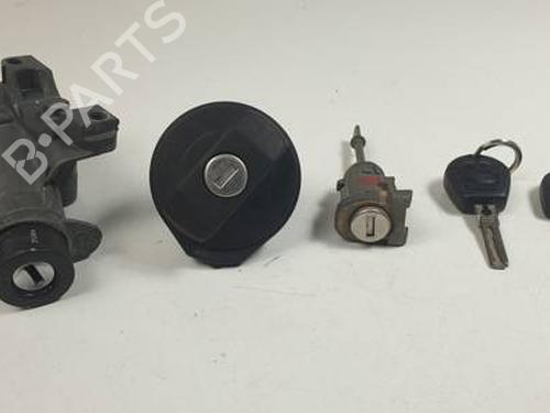 Module électronique SEAT IBIZA III (6L1) 1.4 16V (75 hp) 30525182