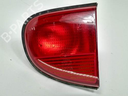 Højre baglygte bagklap Højre baglygte bagklap FORD ESCORT VI (GAL, AAL, ABL) 1.8 Turbo D (70 hp) 8531150 8531150