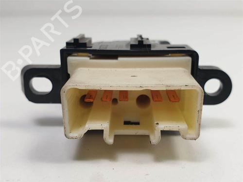 Right front window switch MAZDA 6 Hatchback (GG) 2.0 DI (GG14) | BP10632762I26 - Image 2